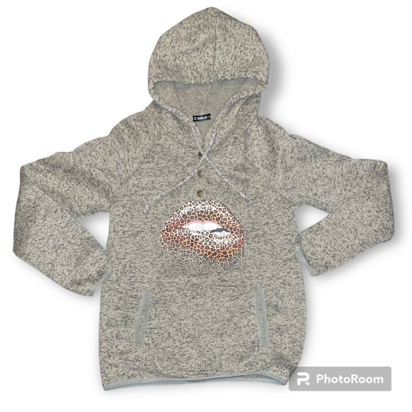(Will make avail. again our I locate) Leopard lips hoodie - Picture 1 of 6